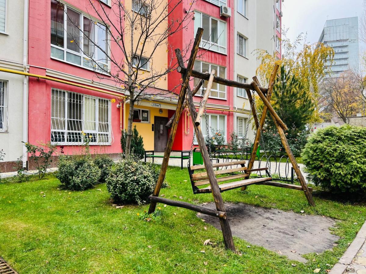 Cozy Apartment In צ'יסינאו מראה חיצוני תמונה